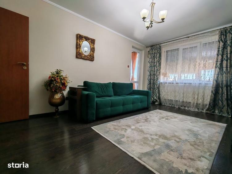 Apartament cu 4 camere în Far