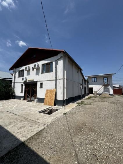 Casă individuală cu 4 camere cu Canalizare în B-dul București