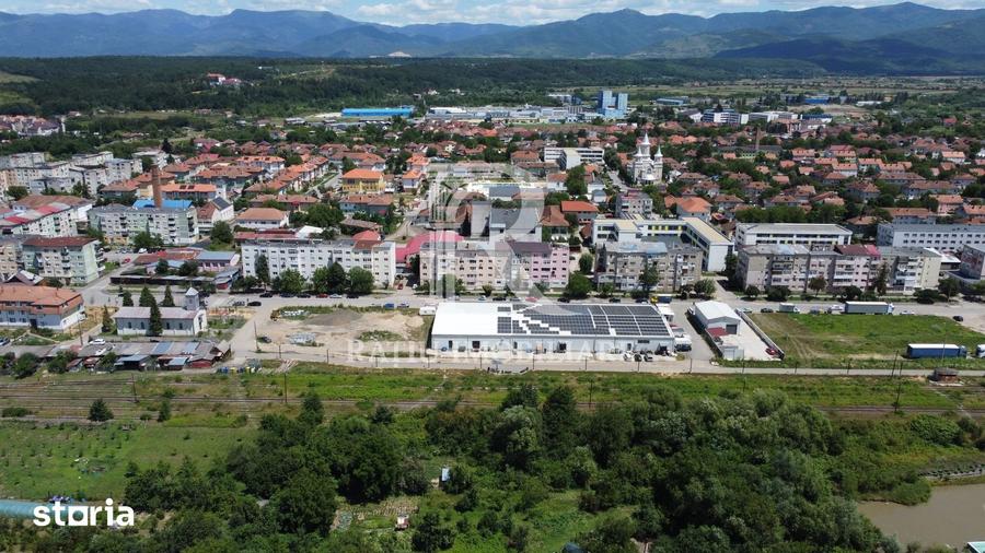 Spațiu comercial, de 1,234 mp, în Central