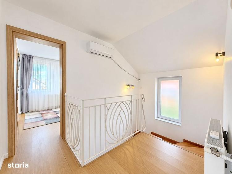 Casă cu 4 camere cu Teren 250 Mp în Central