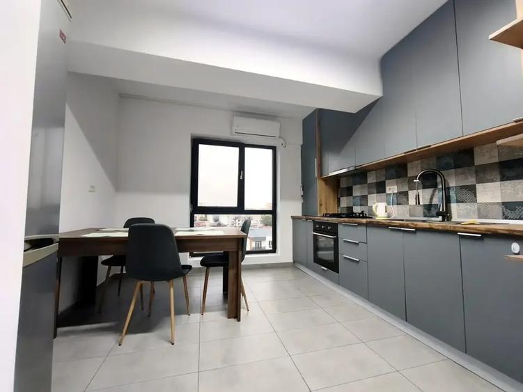 Apartament cu 2 camere decomandat în Theodor Pallady