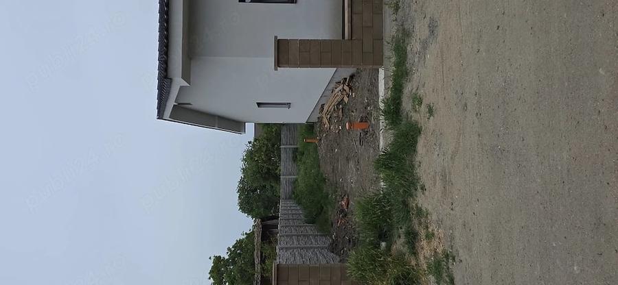 Casă cu Teren 250 Mp în Moșnița Veche