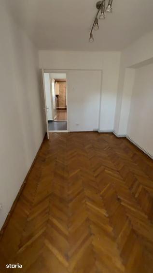 Apartament cu 3 camere în Nicolina