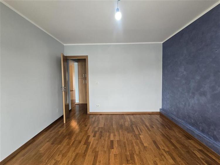 Apartament 3 Camere De Vanzare in Zona Excelenta Str. Aprodu Purice, Bacau - 1
