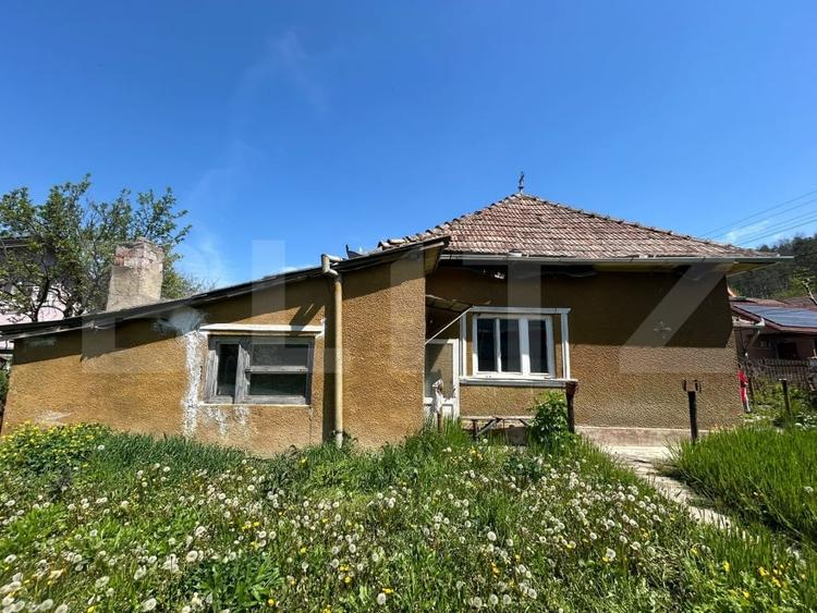 Casă individuală cu 3 camere cu Canalizare în Gherla