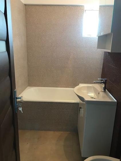 Apartament cu 4 camere decomandat în Pantelimon