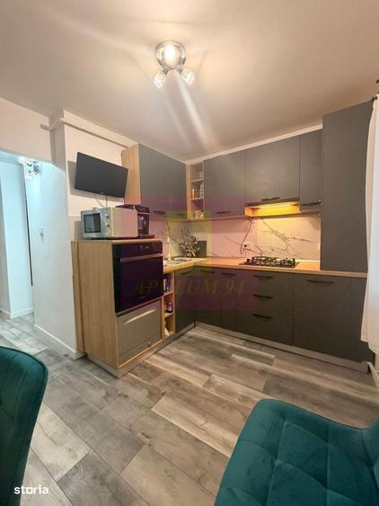 Apartament cu 3 camere decomandat, mobilat în Central