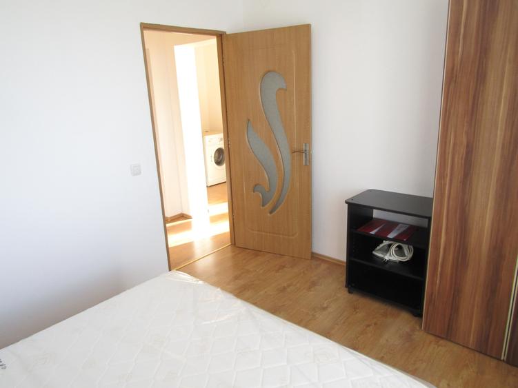 Apartament cu 2 camere decomandat, mobilat în Cedonia