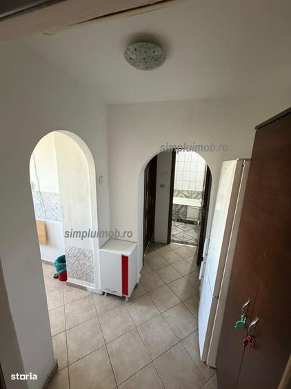 Decomandat 2 Camere Etaj Intermediar Piata Sudului Alexandru Obregia - 3
