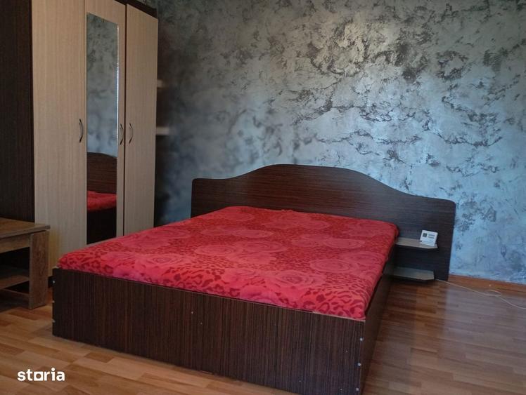 Garsoniera decomandata Rovine 4/4 centrala termica mobilata - 2