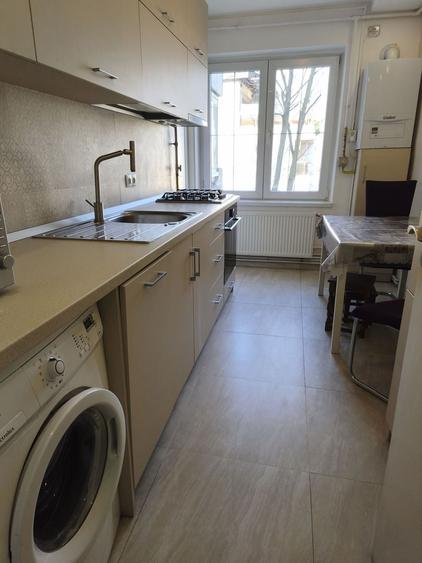 Apartament 4 camere | 2 băi | zona Cornișa parter inalt - 5