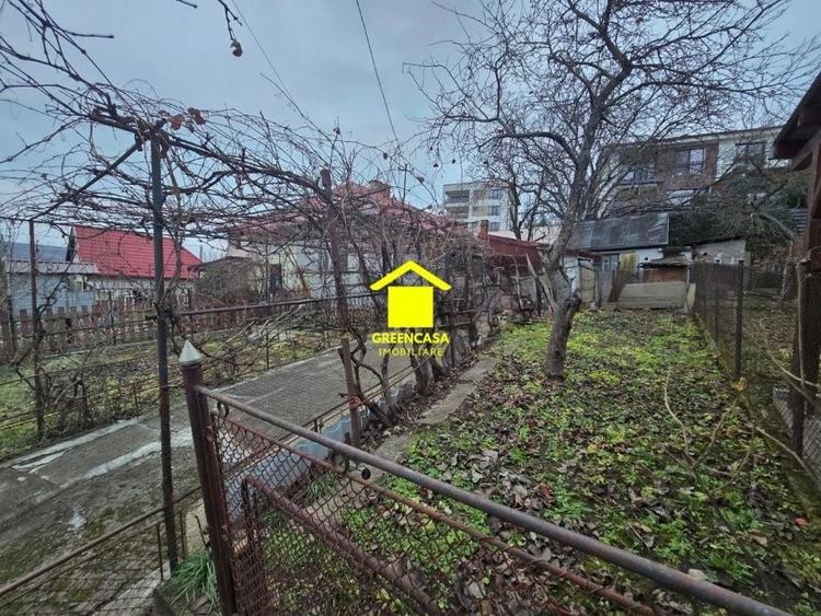 Casa de vanzare cu 2 camere si curte generoasa in zona Gruia - 3
