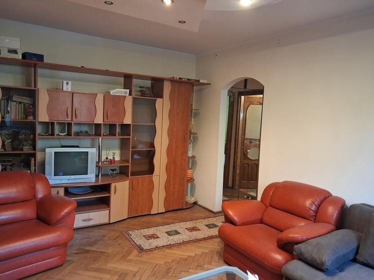 Grivitei, 1 Mai, Gara de Nord - 6