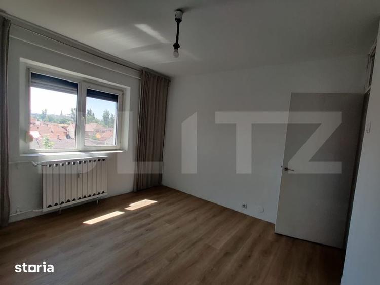 Apartament cu 3 camere decomandat în Decebal