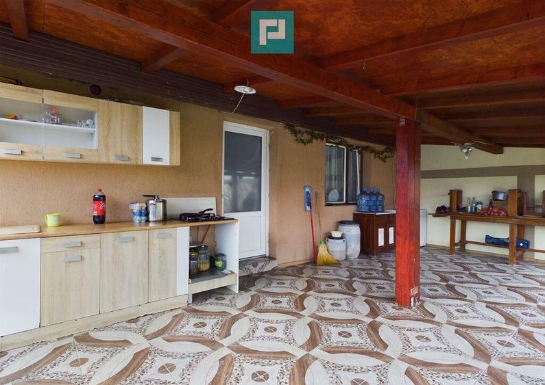 Casa cu 5 camere in Nadlac - 8