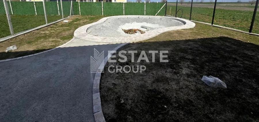 Duplex pe parter cu 4 camere in Sinandrei/ Calea Aradului - 1