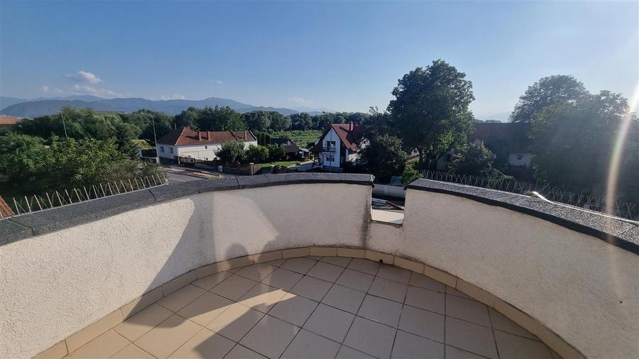 Vila de 8 camere zona centrala Stupini Brasov - 26