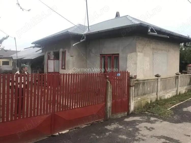 Se vinde urgent casa jud Giurgiu la 6 km de oras Se vinde urgent casa jud Giurgiu la 6 km de oras