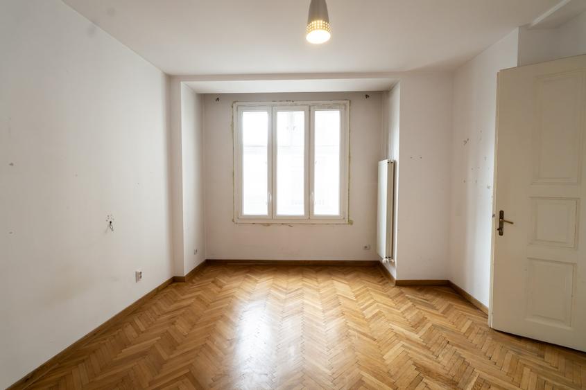 Comision 0% I Apartament cu 3 camere I Posibilitate de investiție IStr. Napoca - 6