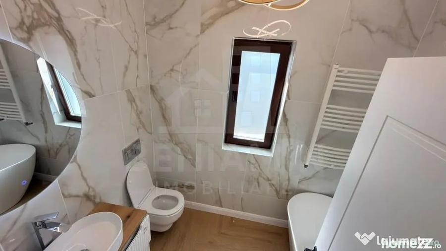 Casă cu 4 camere cu Teren 318 Mp în Central