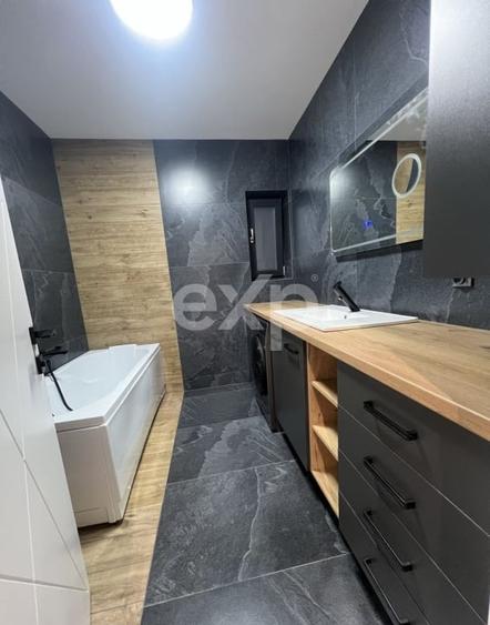 Casa parter 4 camere, la cheie, teren 400 mp, zona centrala Bradu - 1