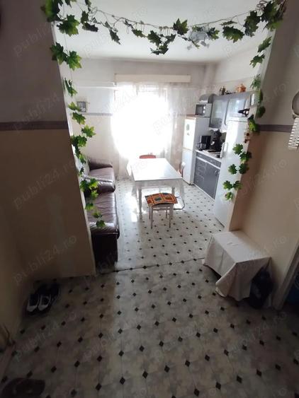 Apartament de vanzare - 3