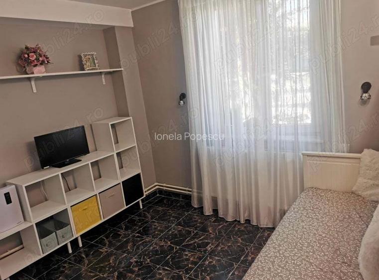 Vand apartament 3 camere Saturn Vand apartament 3 camere Saturn