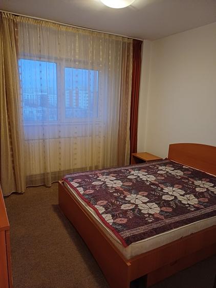 Militari, Apusului, Casa Roz - 8