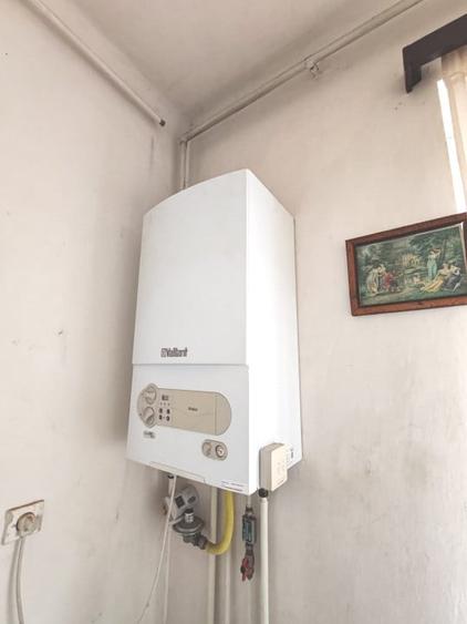 Apartament 3 camere decomandat structură mare - 7