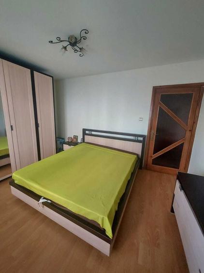 Vand apartament 3 camere, decomandat, zona Stefan cel Mare - 8