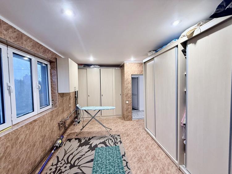 Vila în stil American - Total independentă energetic, garaj + terasă! - 35