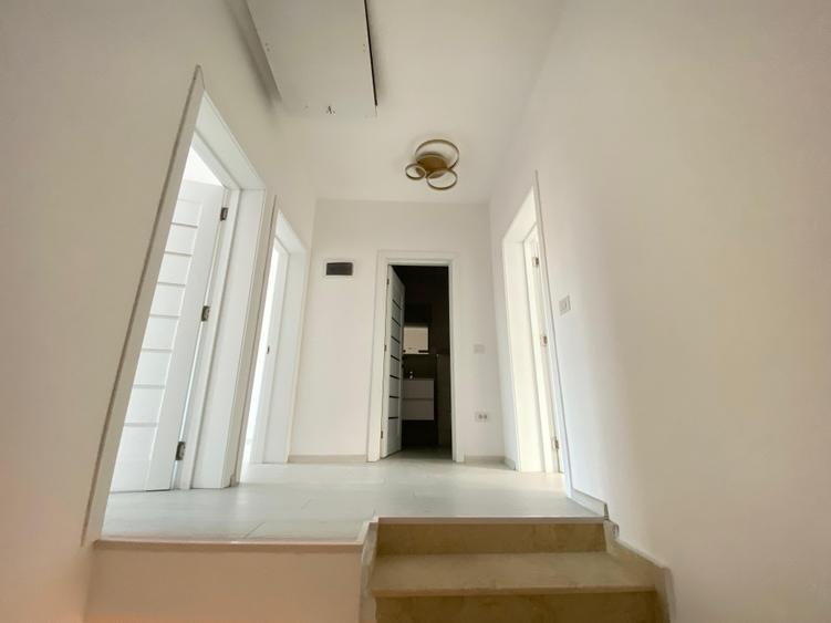 Case cu 4 camere. Partial mobilata/utilata. Comision 0 - 10