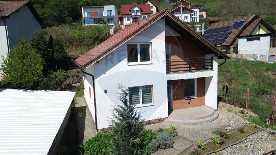 Vila de vanzare langa lac - Medias - 5