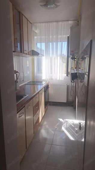 Inchiriez apartament 3 camere - 7