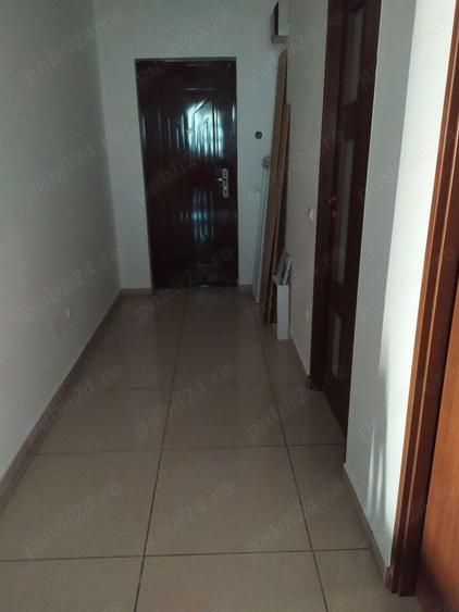 Particular vand apartament 3 camere Cartierul Latin 80mp - 8