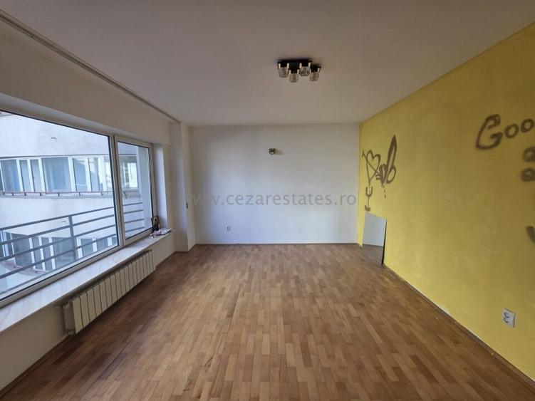 PRIMAVERII DE VINZARE  4 CAMERE VEDERE LIBERA LOC PARCARE - 16