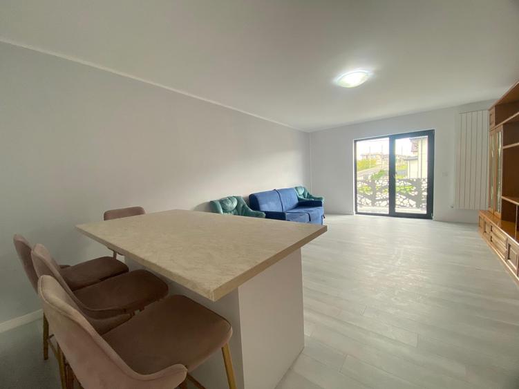 Apartament 2 camere, 65mp, prima închiriere, loc de parcare, curte comună - 1