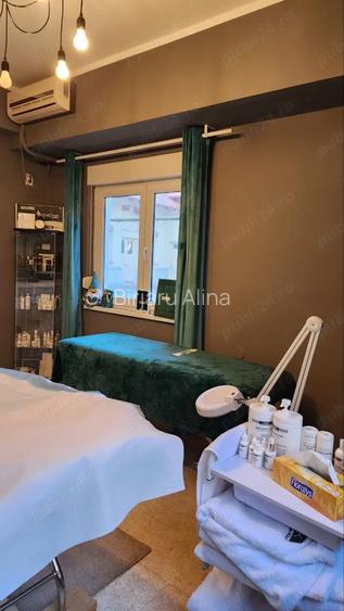 Camera de inchiriat in salon Camera de inchiriat in salon