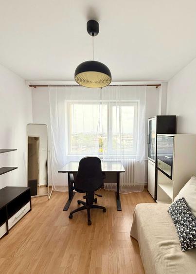 VANZATOR PRIVAT 4 camere 2 balcoane Zona Mega Mall - 1