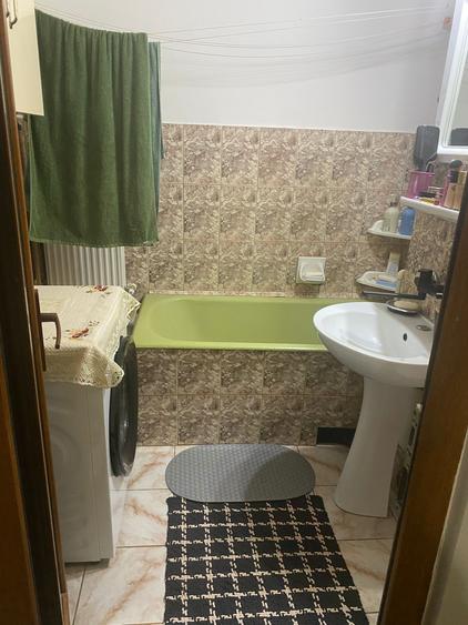 Apartament 2 camere decomandat, zona Km 5 - 14
