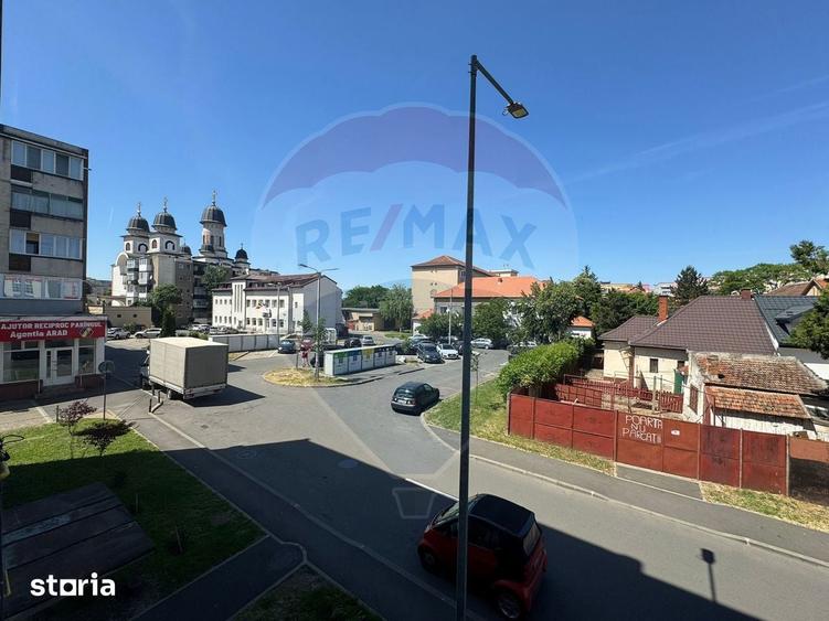 Apartament cu 2 camere de vanzare- zona UTA(et.1/4) - 16