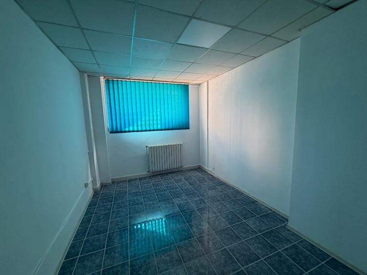 Spațiu comercial central de închiriat - 7