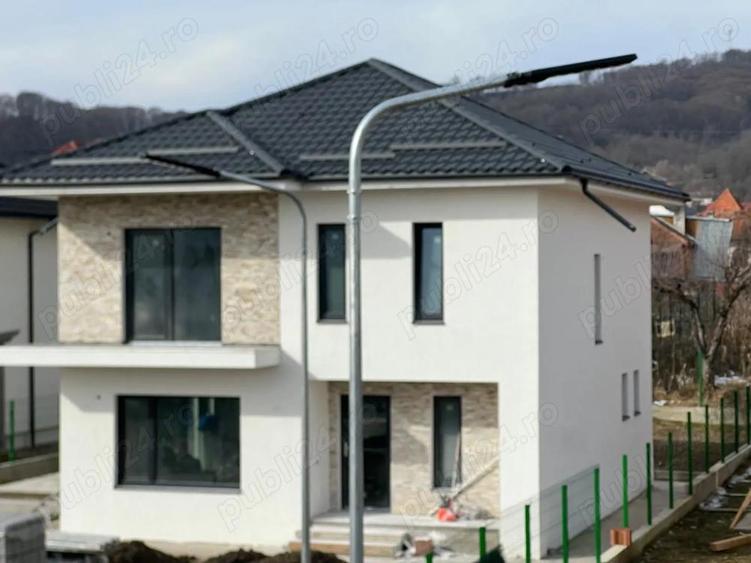 Casa noua pe strada visina aproape de piata centrala - 3