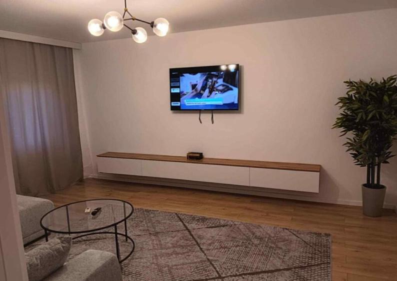 Apartament 3 camere, 78 mp, zona 1 Mai - 2