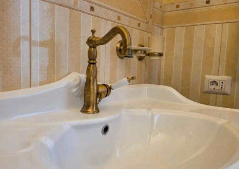 Domeniu fabulos zona Varatec - 12