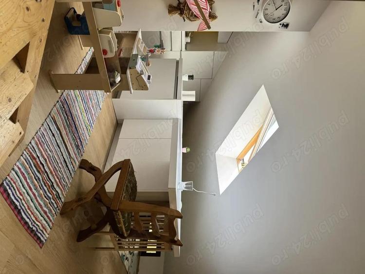 Casa in zona centrala( spatiu comercial casa de locuit) singur in curte - 9