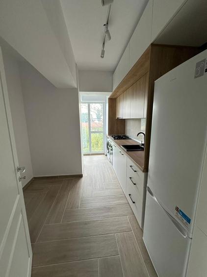 Inchiriez apartament 2 camere - 4