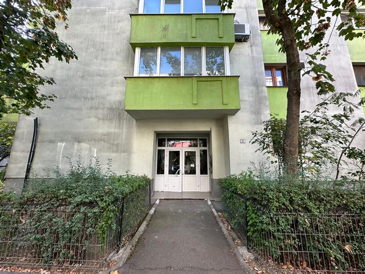 Aviației 2 camere renovat complet cu centrală  zona superba. - 21