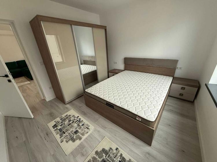 Inchiriez Apartament Modern 3 Camere Zona Bradet - 5