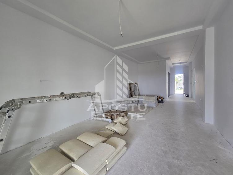 Jumatate de duplex pe parter cu 3 camere si 2 bai, Sag - 5